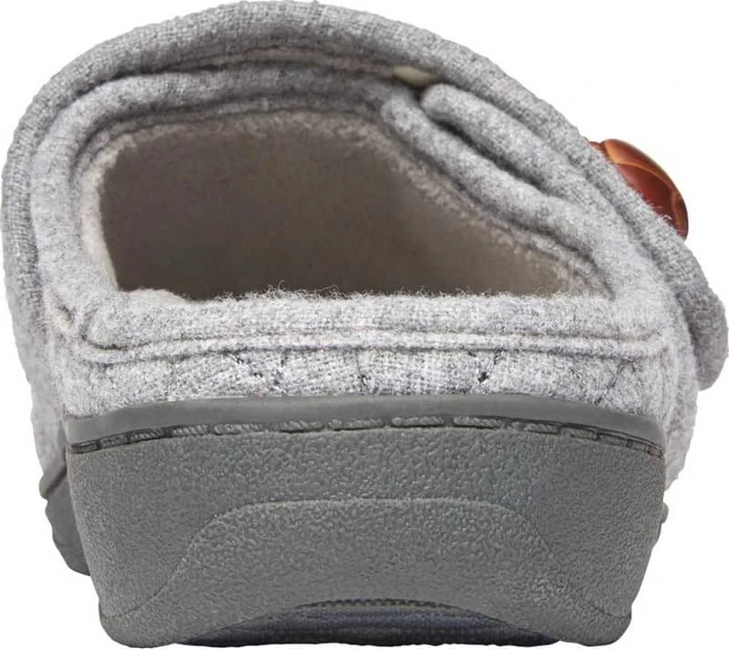 Vionic Women's Carlin Mule Slipper Light Grey 8 Vionic Women's Carlin Mule Slipper Light Grey - Image 6