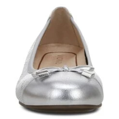Vionic Women's Minna Ballet Flat Silver 14 Vionic Women's Minna Ballet Flat Silver -Vionic gallery minna silver front