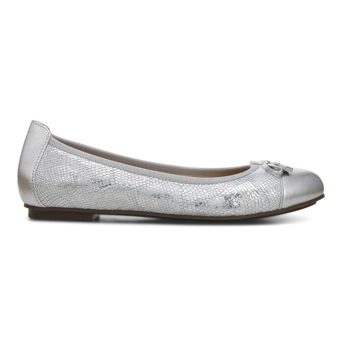 Vionic Women's Minna Ballet Flat Silver 7 Vionic Women's Minna Ballet Flat Silver - Image 5